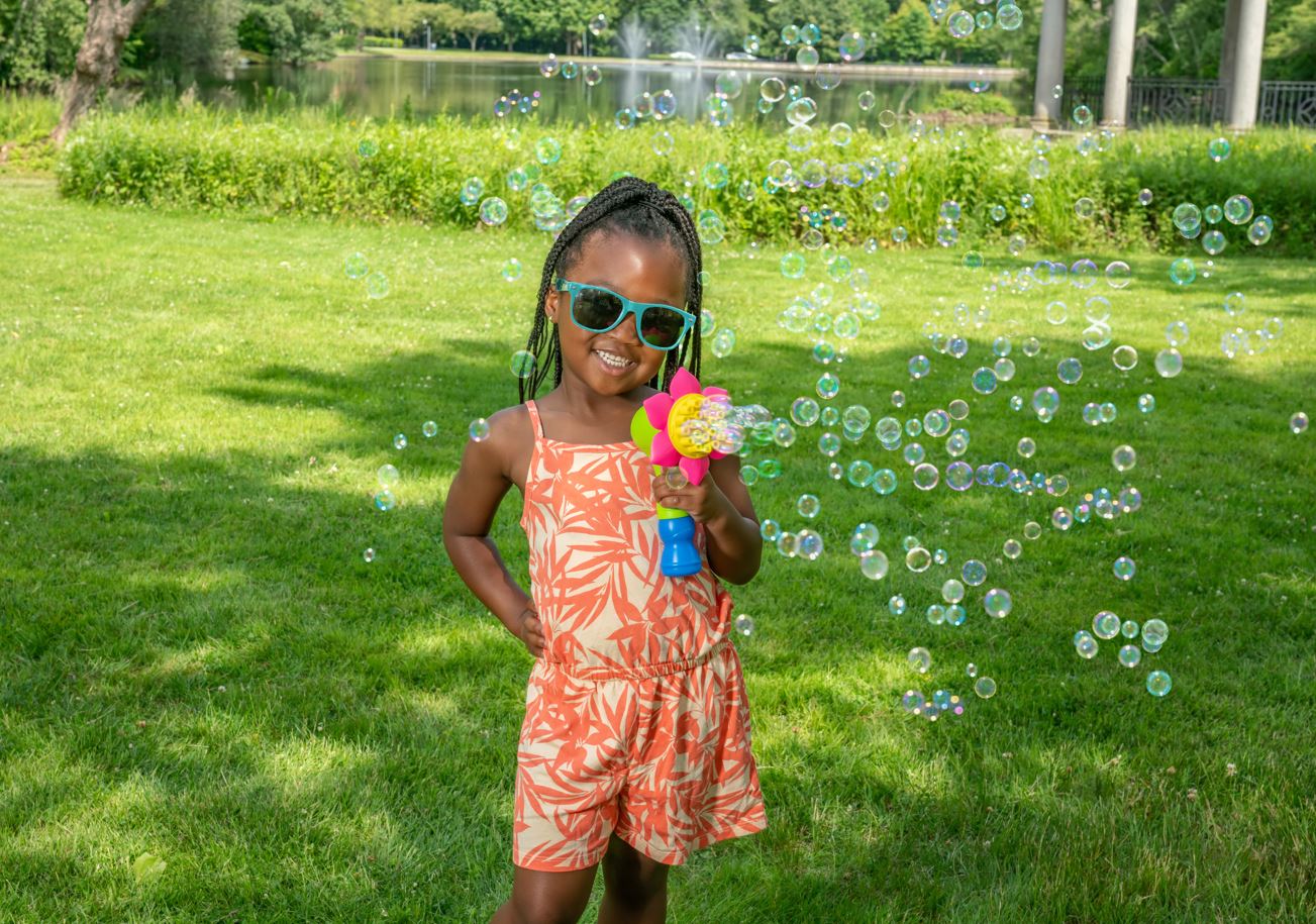 Fubbles Sunflower Dippin Bubble Blower - Image 5